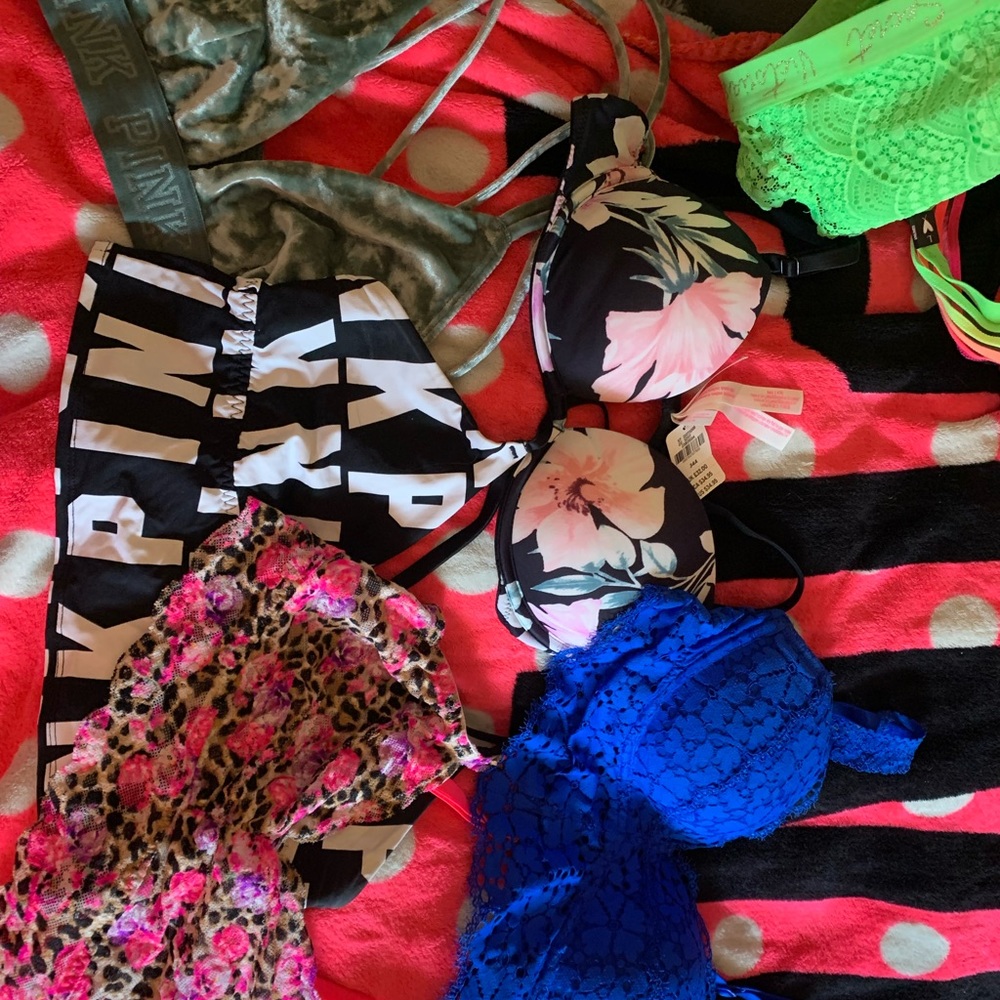 5 Vs pink bra bralette bundle :) velvet rare